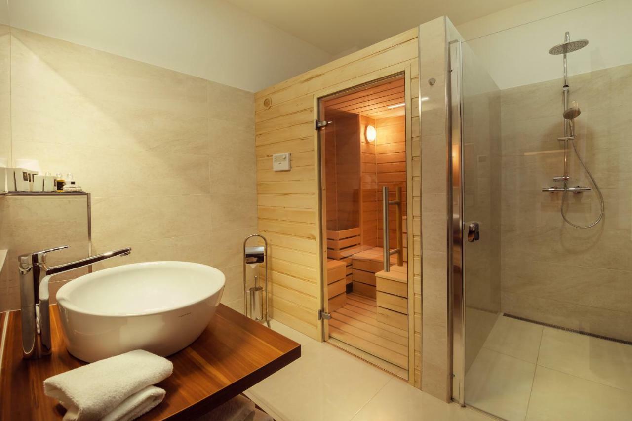 City Residence Apartment Hotel Kosice Exterior photo